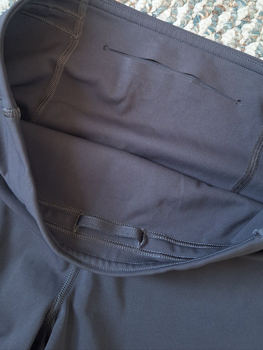 Lululemon Base Pace High Rise 23" Cropped Leggings Size 6 Graphite Grey Nulux - Picture 10 of 13